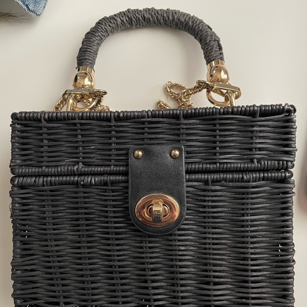 Elegant Black Woven Handbag
